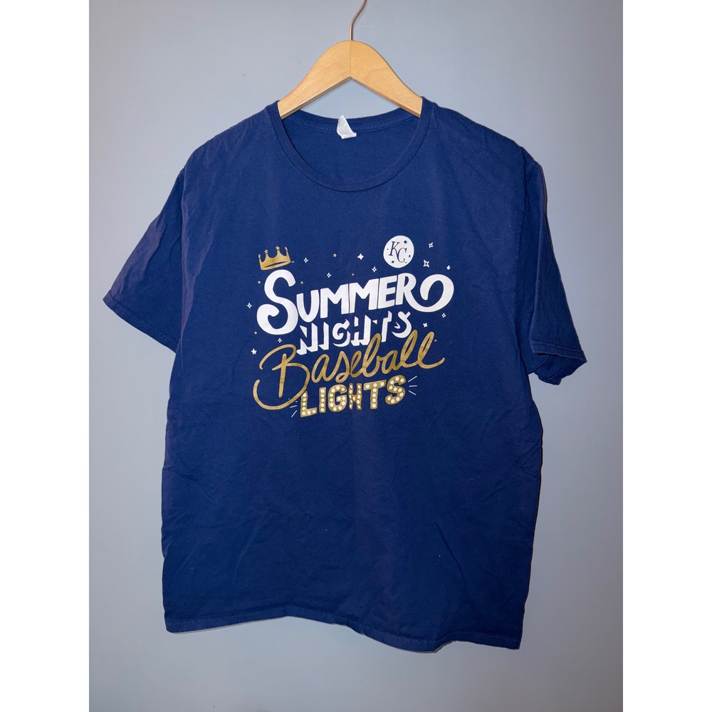 Fruit of the Loom Kansas City Summer Nights Baseball Lights T-Shirt Navy XL‎